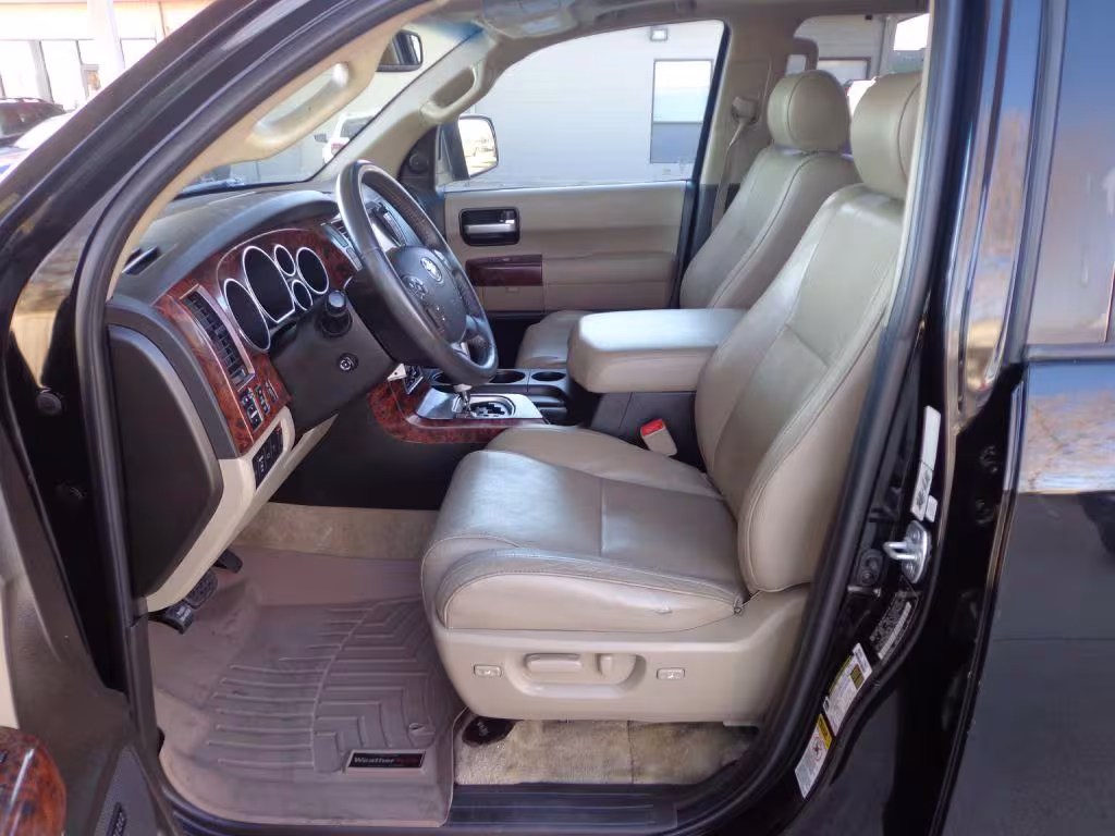 2008 Toyota Sequoia - 5TDBY67A68S004579 - Image #12