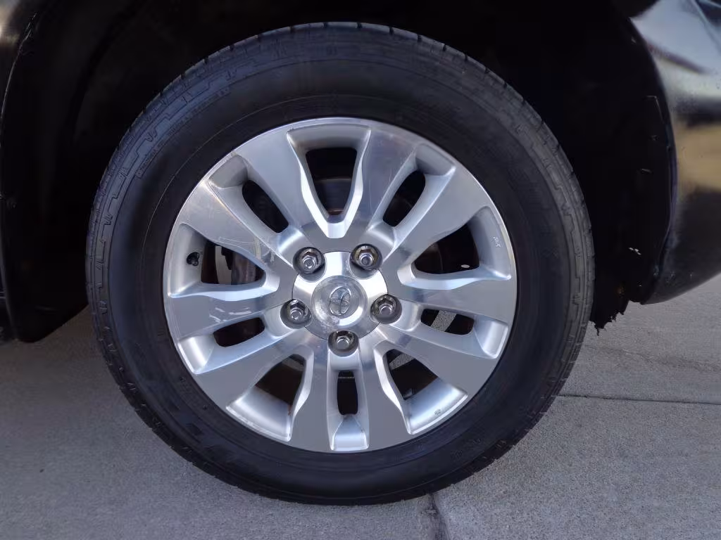 2008 Toyota Sequoia - 5TDBY67A68S004579 - Image #8