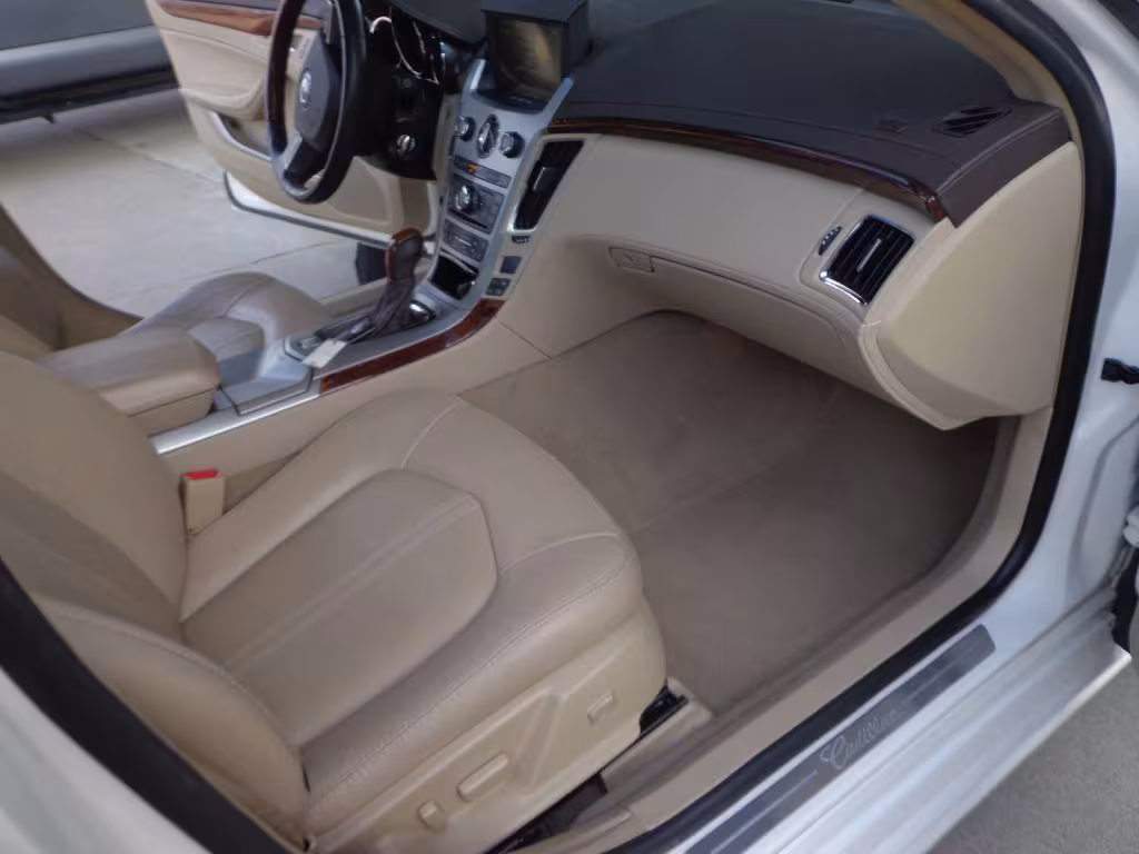 2012 Cadillac CTS - 1G6DS5E34C0102078 - Image #16