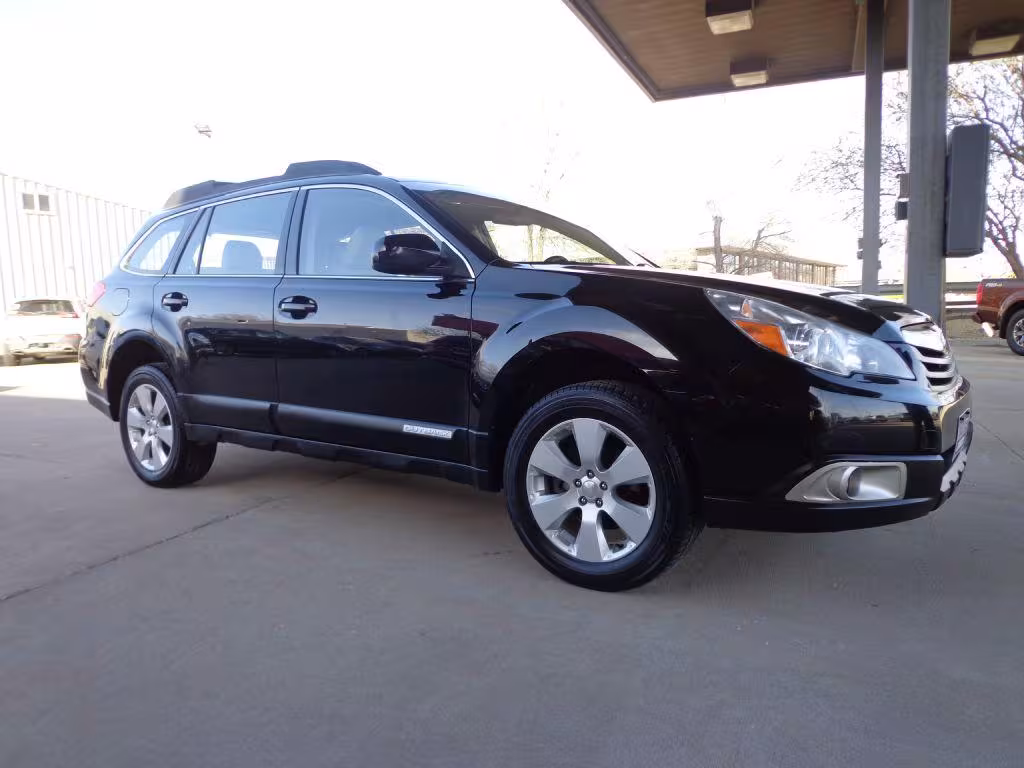 2012 Subaru Outback - 4S4BRBAC5C3262467 - Image #2